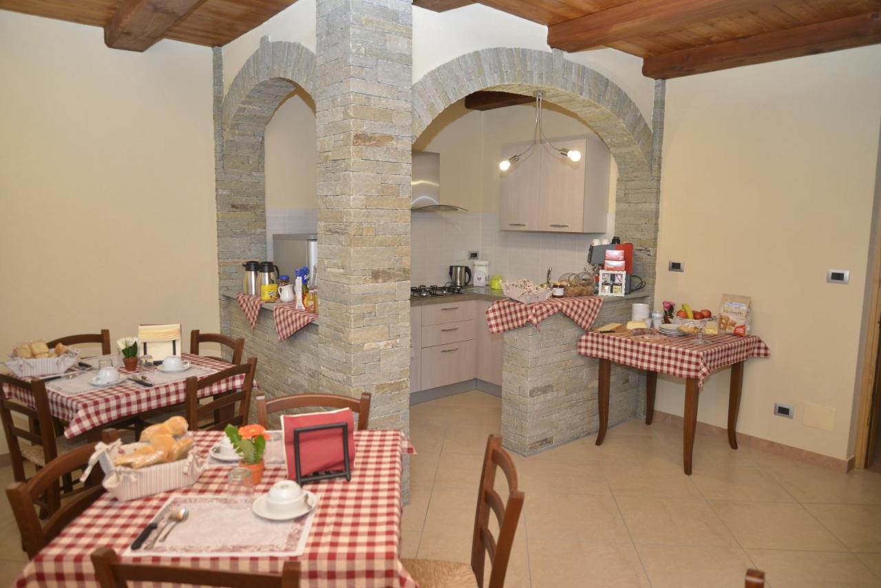 Agriturismo Ai Pruesot Bed & Breakfast Bagnolo Piemonte Luaran gambar