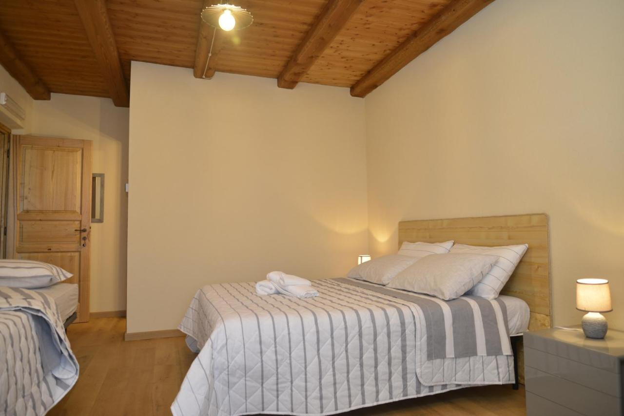 Agriturismo Ai Pruesot Bed & Breakfast Bagnolo Piemonte Luaran gambar