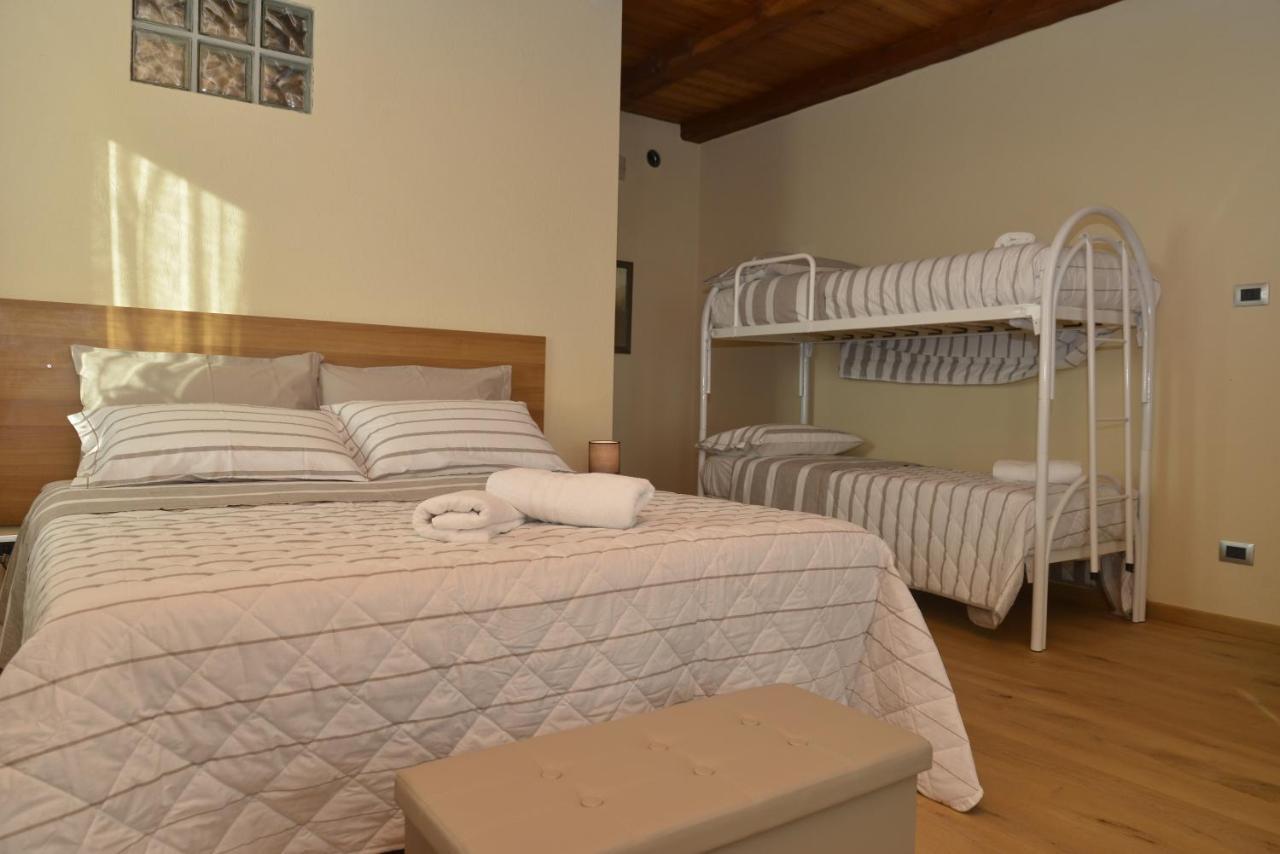 Agriturismo Ai Pruesot Bed & Breakfast Bagnolo Piemonte Luaran gambar