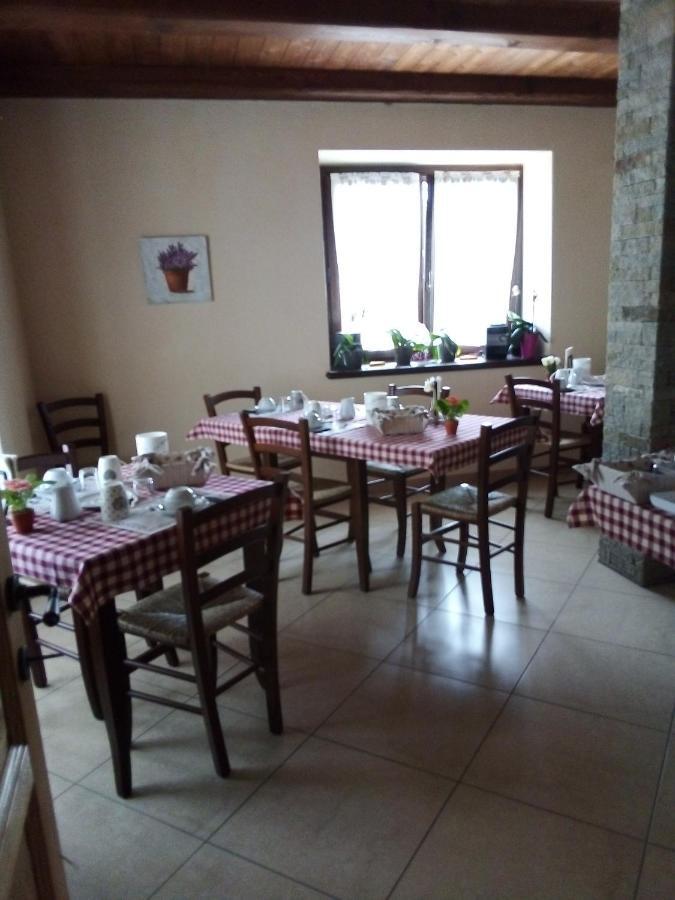 Agriturismo Ai Pruesot Bed & Breakfast Bagnolo Piemonte Luaran gambar